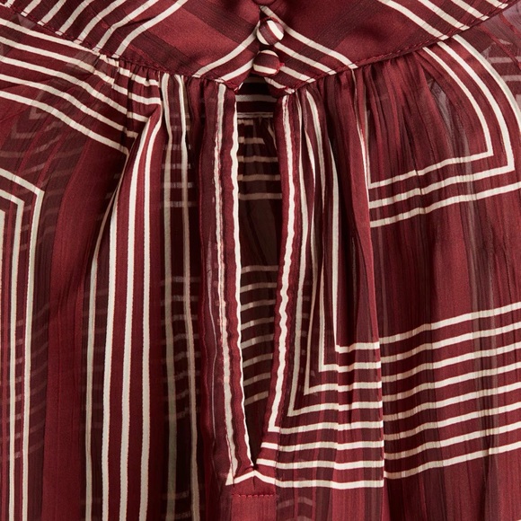 H&M patterned blouse - Picture 3 of 3